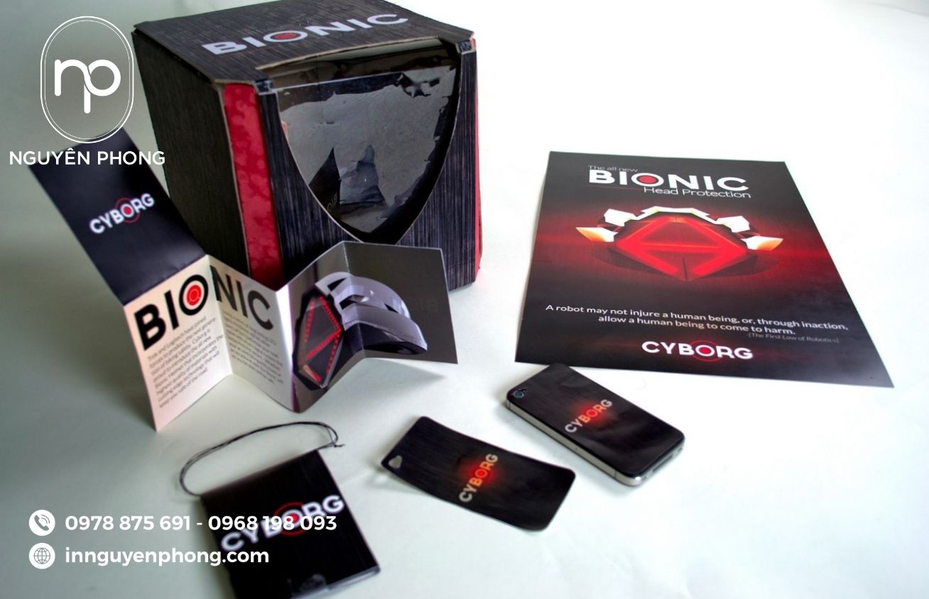 Mẫu hộp carton đựng mũ bảo hiểm in đồng bộ 